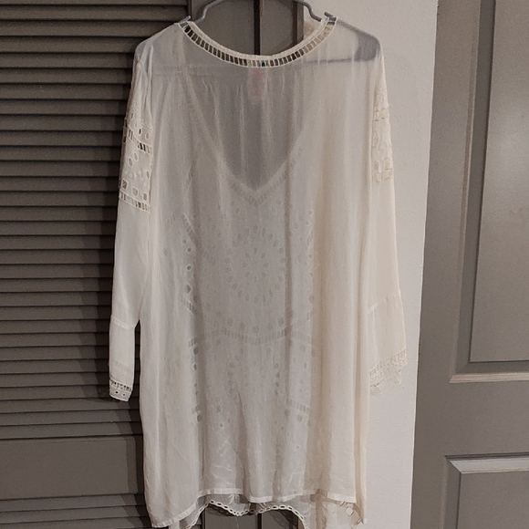 Johnny Was White Embroidered Dress - Picture 4 of 4